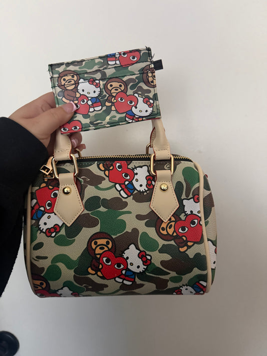 Green Hello Kitty Heart Camo Purse and Cardholder
