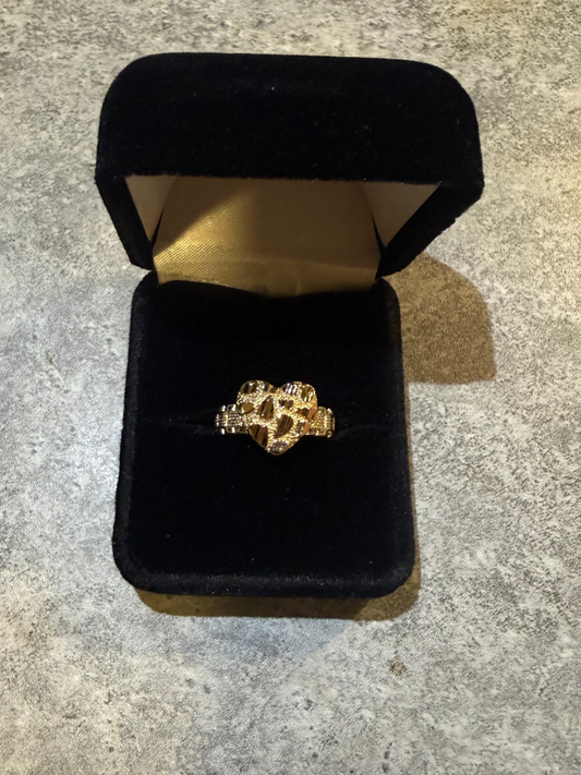 Heart nugget ring
